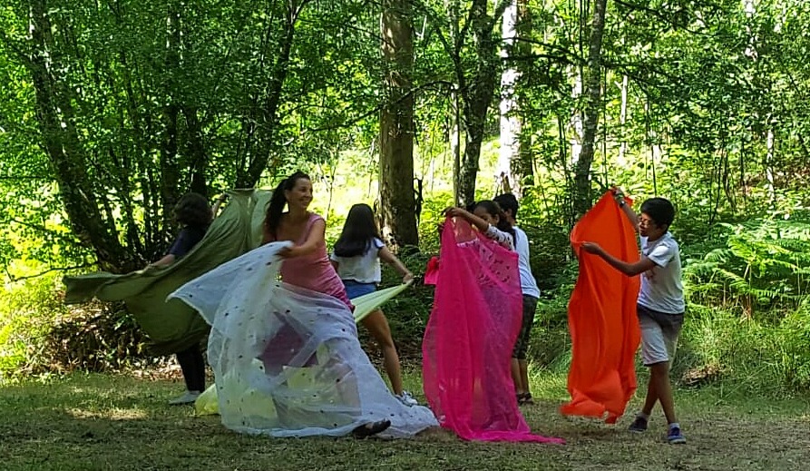 DANZA Y NATURALEZA  CREATIVIDAD EN EL BOSQUE